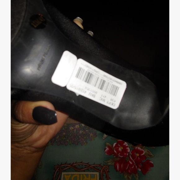 Brand New Stylish Ankle Boots! - Picture 5 of 6